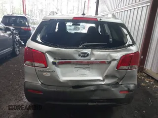 2012 Kia Sorento LX with VIN 5XYKT4A26CG286216, listed as a IAAI auction lot 41975015 with 122,309 mi miles. Bid and sale history available at carsss.com. Image 16.