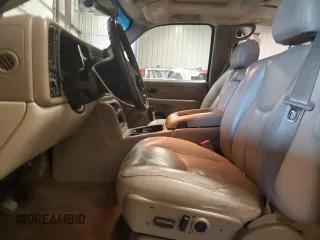 2004 GMC Yukon SLT with VIN 1GKEK13Z14J264395, listed as a Copart auction lot 45806765 with 272,917 mi miles and Clean Title. Bid and sale history available at carsss.com. Image 7.