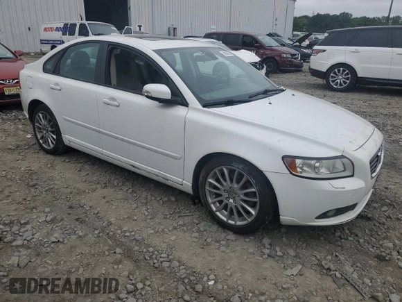 2009 Volvo S40 2.4L с VIN YV1MS390X92460116, выставлен на аукционе Copart как лот 59850675 с пробегом 207 717 миль миль и Списание • Salvage title. История ставок и продаж доступна на DreamBid. Изображение 4.