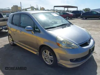 2008 Honda Fit Sport with VIN JHMGD376X8S039790, listed as a IAAI auction lot 42083840 with 227,602 mi miles. Bid and sale history available at carsss.com. Image 1.