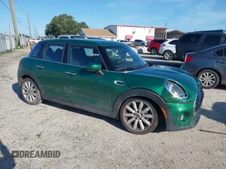 2020 MINI Hardtop 4 Door Cooper with VIN WMWXU7C06L2M63032, listed as a IAAI auction lot 42572567 with 86,220 mi miles and . Bid and sale history available at DreamBid. Image 1.