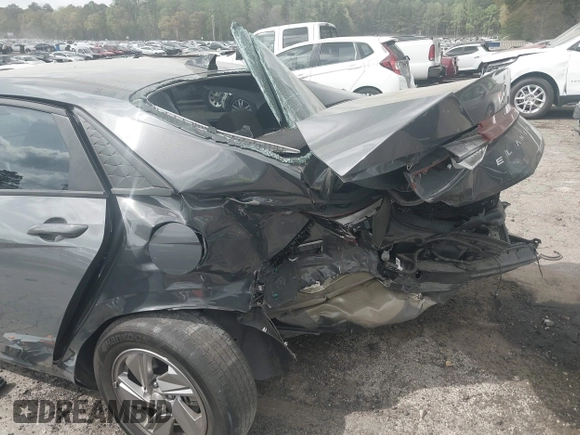 2024 Hyundai Elantra SE with VIN KMHLL4DG5RU774748, listed as a IAAI auction lot 41927787 with 21,604 mi miles and . Bid and sale history available at DreamBid. Image 6.