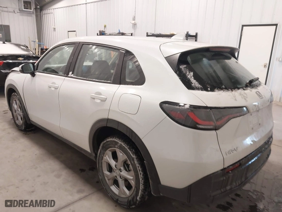 2023 Honda HR-V LX with VIN 3CZRZ2H31PM741766, listed as a IAAI auction lot 41317351 with 19,178 mi miles. Bid and sale history available at carsss.com. Image 3.