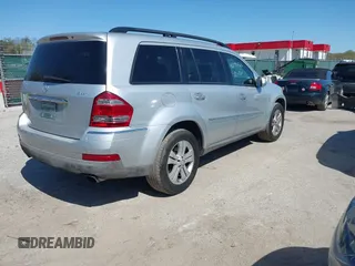 2009 Mercedes-Benz GL-Class 4.6L with VIN 4JGBF71E99A512434, listed as a IAAI auction lot 42074368 with 115,737 mi miles. Bid and sale history available at carsss.com. Image 4.