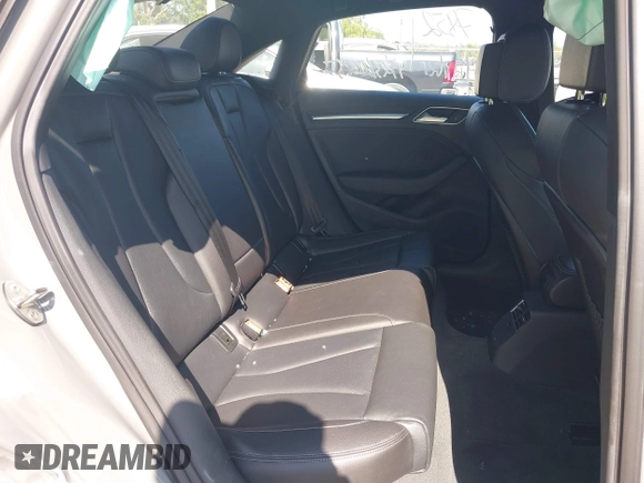 2020 Audi A3 Premium z VIN WAUAUGFFXLA002962, wystawiony jako IAAI lot #42138035 z przebiegiem 22 456 mil mil oraz . Historia ofert i sprzedaży dostępna na DreamBid. Obrazek 8.