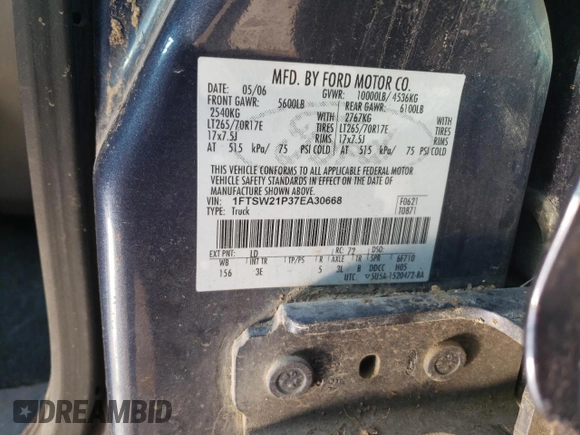 2007 Ford F-250 XL with VIN 1FTSW21P37EA30668, listed as a Copart auction lot 45554975 with 197,861 mi miles and Salvage title. Bid and sale history available at DreamBid. Image 12.