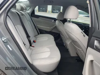 2019 Hyundai Sonata Hybrid SE with VIN KMHE24L33KA093893, listed as a Copart auction lot 65571803 with 47,156 mi miles. Bid and sale history available at carsss.com. Image 10.