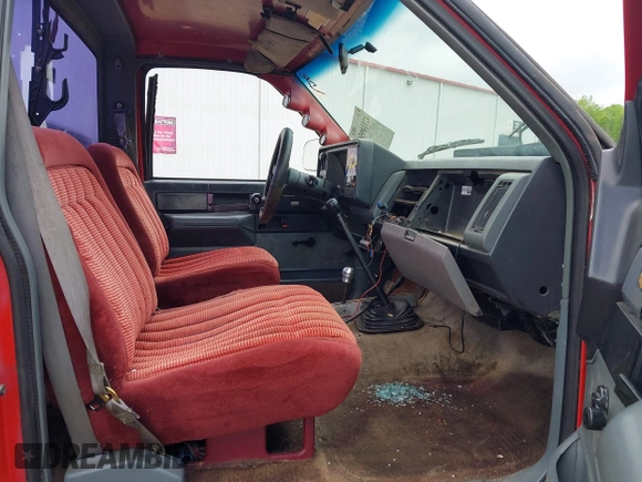 1989 Chevrolet Silverado 1500 with VIN 1GCDK14K4KZ182121, listed as a IAAI auction lot 42110956 with 307,979 mi miles and . Bid and sale history available at DreamBid. Image 5.