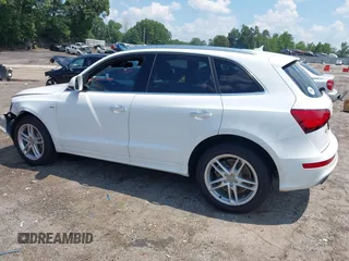 2015 Audi Q5 Premium Plus with VIN WA1DGAFP8FA030464, listed as a IAAI auction lot 42522003 with 111,661 mi miles and . Bid and sale history available at DreamBid. Image 14.