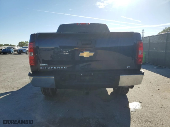 2010 Chevrolet Silverado 1500 LT with VIN 3GCRCSE09AG273471, listed as a Copart auction lot 50216175 with 177,529 mi miles and Clean Title. Bid and sale history available at carsss.com. Image 6.