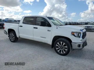 2018 Toyota Tundra 2WD SR5 with VIN 5TFEY5F12JX233799, listed as a Copart auction lot 82091024 with 105,972 mi miles and Non Repairable. Bid and sale history available at carsss.com. Image 4.