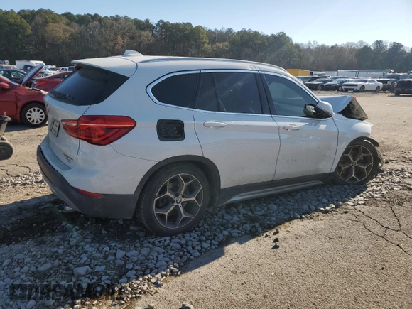 2019 BMW X1 sDrive28i with VIN WBXHU7C53K3H45694, listed as a Copart auction lot 85804084 with 151,645 mi miles and Salvage Title. Bid and sale history available at DreamBid. Image 3.