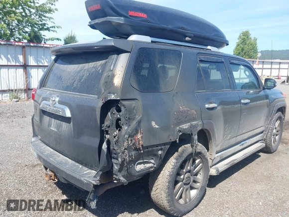 2011 Toyota 4Runner Trail z VIN JTEBU5JR2B5038483, wystawiony jako IAAI lot #42229355 z przebiegiem 207 245 mil mil oraz . Historia ofert i sprzedaży dostępna na DreamBid. Obrazek 6.