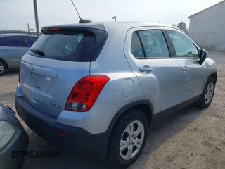 2016 Chevrolet Trax LS with VIN KL7CJKSB5GB505466, listed as a IAAI auction lot 41731831 with 161,660 mi miles. Bid and sale history available at carsss.com. Image 4.