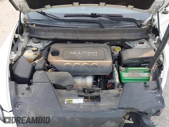 2017 Jeep Cherokee Sport with VIN 1C4PJMAB5HW619883, listed as a IAAI auction lot 42412423 with 177,063 mi miles and . Bid and sale history available at DreamBid. Image 10.