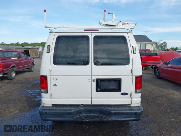 2011 Ford Econoline Cargo Commercial z VIN 1FTNE2EL6BDB35128, wystawiony jako IAAI lot #42088056 z przebiegiem 146 609 mil mil oraz . Historia ofert i sprzedaży dostępna na DreamBid. Obrazek 16.