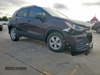 2021 Chevrolet Trax LT with VIN KL7CJPSM1MB365880, listed as a Copart auction lot 60519295 with 4,960 mi miles and Salvage title. Bid and sale history available at DreamBid. Image 4.