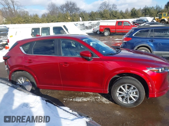 2024 Mazda CX-5 2.5 S Carbon Edition with VIN JM3KFBCL6R0456095, listed as a IAAI auction lot 41571298 with 8,188 mi miles. Bid and sale history available at carsss.com. Image 14.
