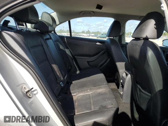 2011 Volkswagen Jetta SE with VIN 3VWDZ7AJ8BM323670, listed as a Copart auction lot 50745805 with 134,848 mi miles and Clean title. Bid and sale history available at DreamBid. Image 10.
