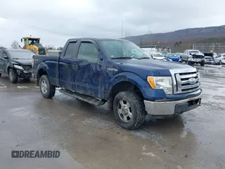 2009 Ford F-150 STX with VIN 1FTRX14809KC93165, listed as a IAAI auction lot 41563841 with 156,690 mi miles. Bid and sale history available at carsss.com. Image 1.