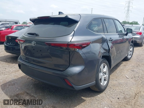 2024 Toyota Highlander LE z VIN 5TDKDRAH6RS539383, wystawiony jako IAAI lot #42267073 z przebiegiem 26 293 mil mil oraz . Historia ofert i sprzedaży dostępna na DreamBid. Obrazek 4.