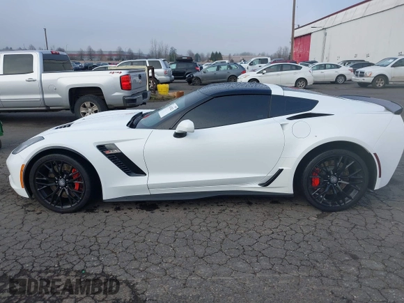 2015 Chevrolet Corvette Z06 3LZ with VIN 1G1YU2D64F5603779, listed as a IAAI auction lot 41347822 with 38,845 mi miles. Bid and sale history available at carsss.com. Image 14.
