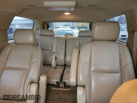 2011 Cadillac Escalade ESV Premium with VIN 1GYS4JEF4BR176204, listed as a Copart auction lot 84543284 with 236,317 mi miles and Clean title. Bid and sale history available at DreamBid. Image 10.
