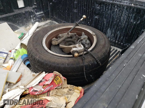 2016 Ford F-150 XL z VIN 1FTEX1CP0GFD01147, wystawiony jako Copart lot #56168965 z przebiegiem 147 118 mil mil oraz Szkoda całkowita • Salvage title. Historia ofert i sprzedaży dostępna na DreamBid. Obrazek 12.