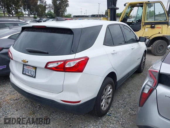 2019 Chevrolet Equinox LS with VIN 2GNAXHEV8K6108399, listed as a IAAI auction lot 42084167 with 72,385 mi miles and . Bid and sale history available at carsss.com. Image 4.