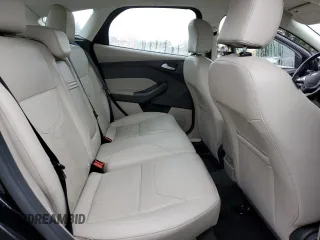 2016 Ford Focus Electric z VIN 1FADP3R44GL289497, wystawiony jako Copart lot #81639304 z przebiegiem 34 460 mil mil oraz Szkody całkowita. Historia ofert i sprzedaży dostępna na DreamBid. Obrazek 10.