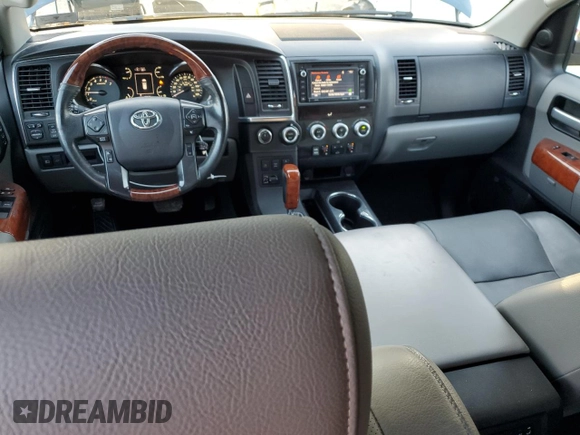 2019 Toyota Sequoia Platinum with VIN 5TDDY5G14KS171243, listed as a Copart auction lot 86040924 with 58,947 mi miles and Salvage Title. Bid and sale history available at carsss.com. Image 8.
