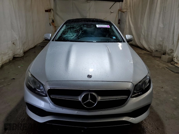 2018 Mercedes-Benz E-Class E 400 with VIN WDD1J6GB8JF007696, listed as a Copart auction lot 45829433 with 59,171 mi miles. Bid and sale history available at carsss.com. Image 5.
