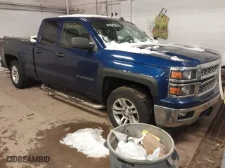 2014 Chevrolet Silverado 1500 LT with VIN 1GCVKREC1EZ215252, listed as a IAAI auction lot 41161411 with 152,965 mi miles. Bid and sale history available at carsss.com. Image 1.