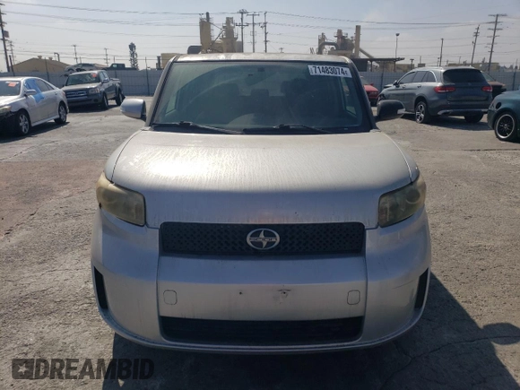 2008 Scion xB z VIN JTLKE50E081022707, wystawiony jako Copart lot #71483074 z przebiegiem 208 409 mil mil oraz Szkody całkowita. Historia ofert i sprzedaży dostępna na DreamBid. Obrazek 5.