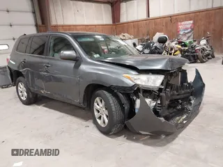 2011 Toyota Highlander z VIN 5TDBK3EH6BS051943, wystawiony jako IAAI lot #42160038 z przebiegiem 187 303 mil mil oraz . Historia ofert i sprzedaży dostępna na DreamBid. Obrazek 1.