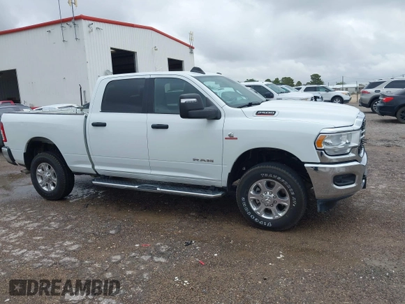 2024 Ram 2500 Big Horn with VIN 3C6UR5DL1RG233118, listed as a IAAI auction lot 42635680 with 46,755 mi miles and . Bid and sale history available at DreamBid. Image 13.