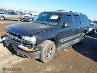 2003 Chevrolet Suburban LT with VIN 3GNFK16ZX3G236355, listed as a IAAI auction lot 38329078 with NaN miles. Bid and sale history available at carsss.com. Image 17.