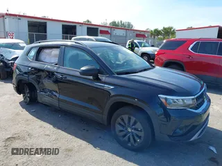 2024 Volkswagen Taos S с VIN 3VV5X7B22RM049592, выставлен на аукционе IAAI как лот 41242453 с пробегом 3 983 миль миль и . История ставок и продаж доступна на DreamBid. Изображение 1.