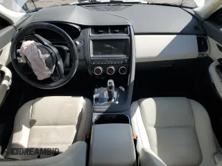 2020 Jaguar E-Pace SE z VIN SADFP2FX0L1Z80399, wystawiony jako Copart lot #48077205 z przebiegiem 22 547 mil mil oraz Szkoda całkowita • Salvage title. Historia ofert i sprzedaży dostępna na DreamBid. Obrazek 8.
