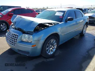 2008 Chrysler 300 LX with VIN 2C3KA43R08H267996, listed as a IAAI auction lot 41651603 with 188,760 mi miles. Bid and sale history available at carsss.com. Image 17.