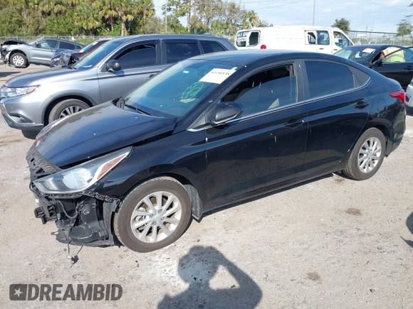 2019 Hyundai Accent SE with VIN 3KPC24A32KE060928, listed as a IAAI auction lot 41190538 with 81,971 mi miles. Bid and sale history available at carsss.com. Image 2.