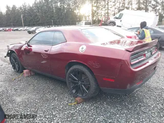 2019 Dodge Challenger SXT with VIN 2C3CDZGG8KH690401, listed as a IAAI auction lot 41313735 with 67,227 mi miles. Bid and sale history available at carsss.com. Image 3.