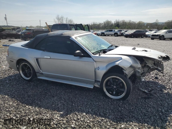 2001 Ford Mustang Deluxe with VIN 1FAFP44451F186147, listed as a Copart auction lot 51152565 with 0 mi miles and Salvage Title. Bid and sale history available at carsss.com. Image 4.