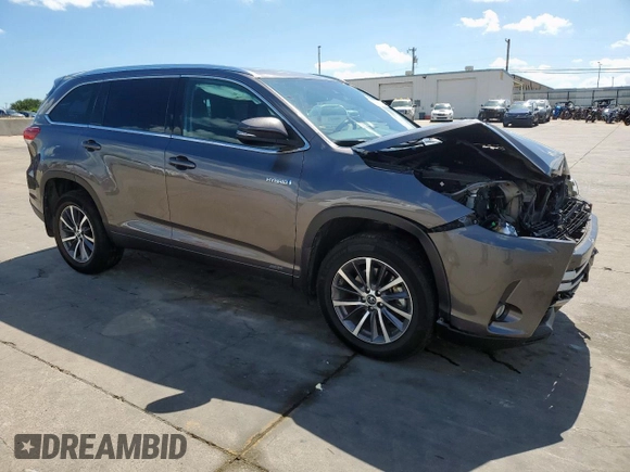 2018 Toyota Highlander Hybrid XLE with VIN 5TDJGRFH1JS045075, listed as a Copart auction lot 62717515 with 81,774 mi miles and Salvage title. Bid and sale history available at DreamBid. Image 4.