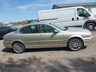 2008 Jaguar X-Type z VIN SAJWA51A28WJ37186, wystawiony jako IAAI lot #42107511 z przebiegiem 157 524 mil mil oraz . Historia ofert i sprzedaży dostępna na DreamBid. Obrazek 13.