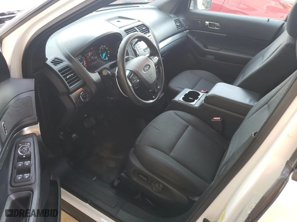 2017 Ford Police Interceptor Utility with VIN 1FM5K8AR5HGB82630, listed as a Copart auction lot 68521234 with 116,121 mi miles and Salvage Title. Bid and sale history available at carsss.com. Image 8.