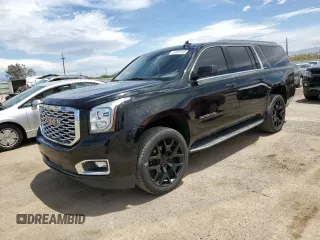 2018 GMC Yukon XL SLT z VIN 1GKS1GKC8JR319914, wystawiony jako Copart lot #57097525 z przebiegiem 62 673 mil mil oraz Czysty tytuł • Clean title. Historia ofert i sprzedaży dostępna na DreamBid. Obrazek 1.