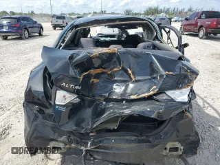 2022 Nissan Altima S z VIN 1N4BL4BV1NN306267, wystawiony jako Copart lot #59126375 z przebiegiem Nie podano mil oraz Nie do naprawy • Non repairable. Historia ofert i sprzedaży dostępna na DreamBid. Obrazek 6.