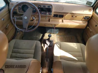 1980 Volkswagen Rabbit z VIN 17A0947753, wystawiony jako Copart lot #51306594 z przebiegiem 108 669 mil mil oraz Tytuł czysty. Historia ofert i sprzedaży dostępna na DreamBid. Obrazek 8.