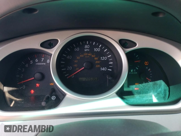 2004 Toyota Highlander z VIN JTEEP21A640048835, wystawiony jako Copart lot #64839714 z przebiegiem 205 353 mil mil oraz Szkoda całkowita • Salvage title. Historia ofert i sprzedaży dostępna na DreamBid. Obrazek 9.